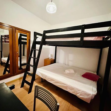 Punta Me Suites Next To Gran Via Madrid Buitenkant foto